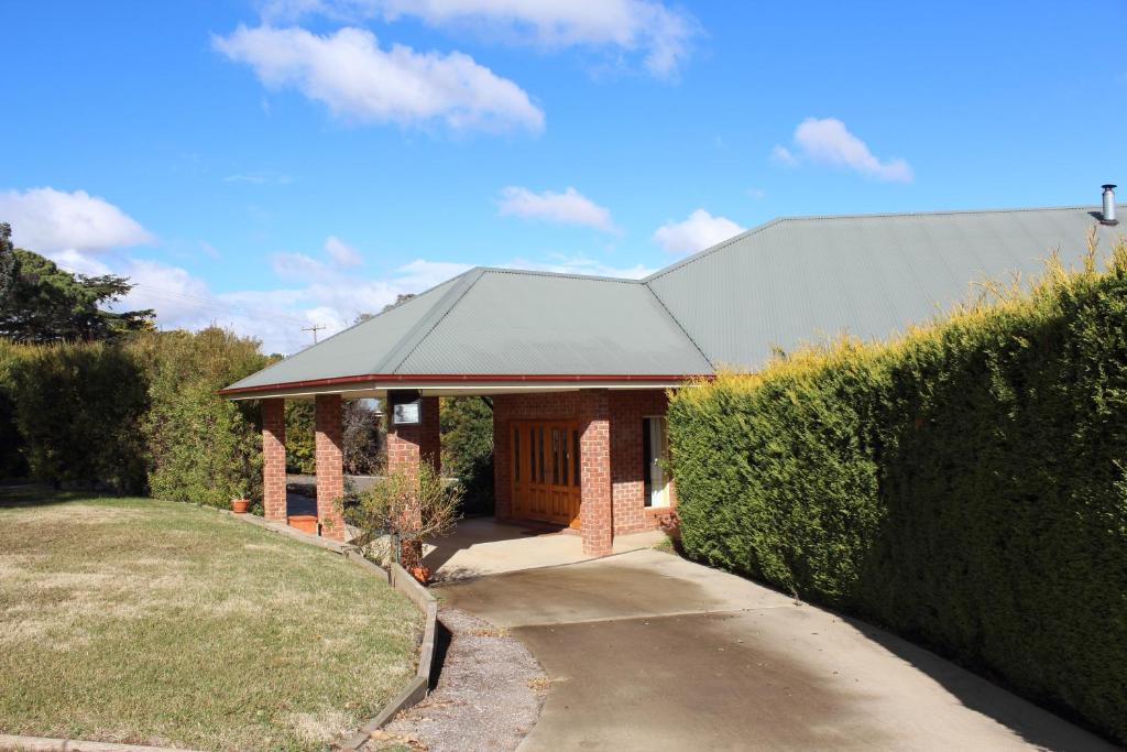 Gundaroo Manor Bed & Breakfast, Gundaroo (updated prices 2024)