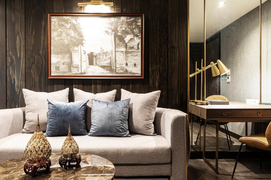 The Chiang Mai Old Town - Resim 19