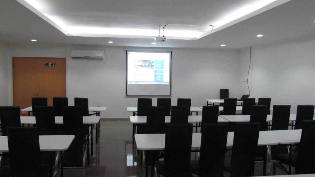 Konferenční prostory v ubytování Hotel Astore Suites