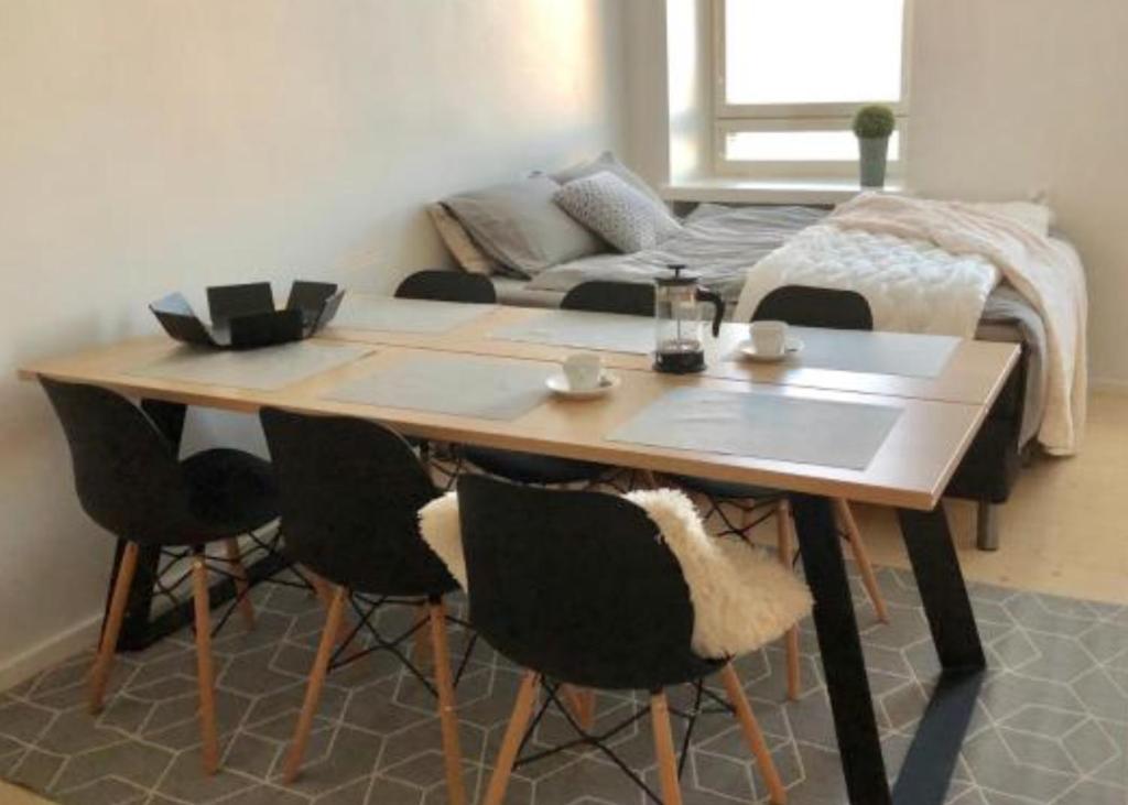 Scandinavian Sweet home 18 Heart of City - Two-Bedroom Apartment