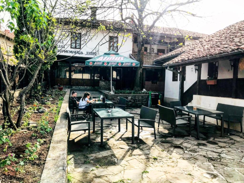 Afbeelding uit fotogalerij van Hotel "Kipro" in Chiprovtsi