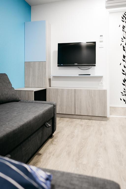 Illyria Apartments - 9