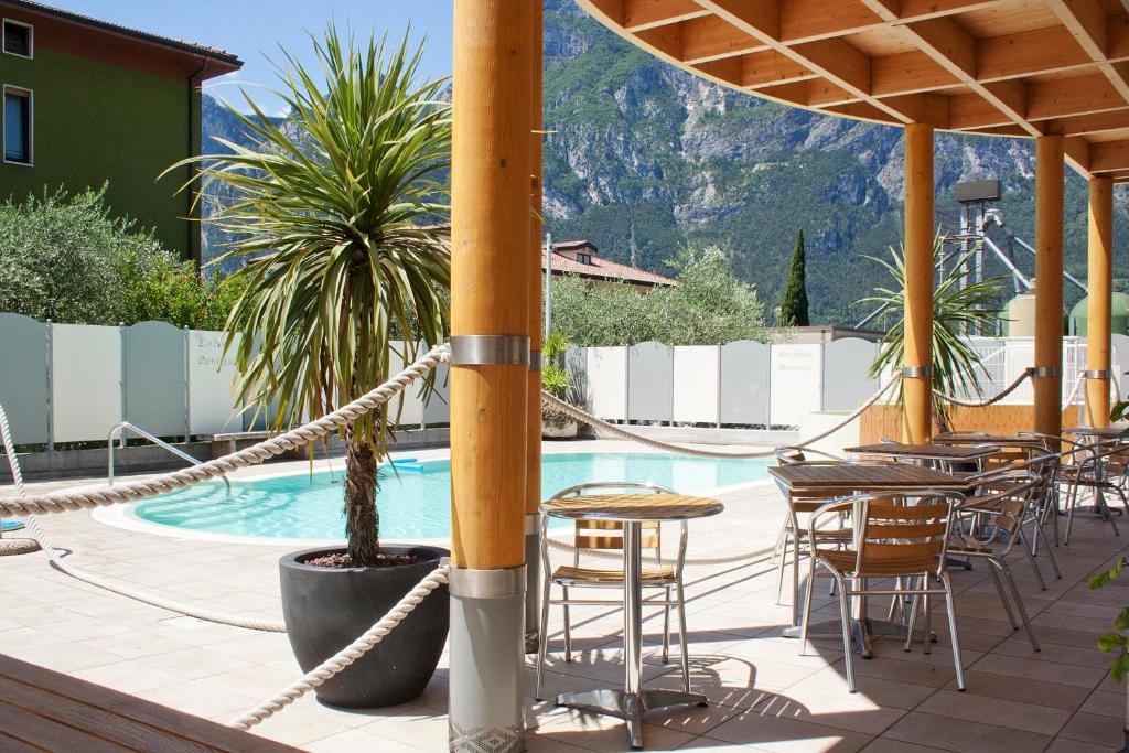 Bazén v ubytování Ecohotel Primavera nebo v jeho okolí
