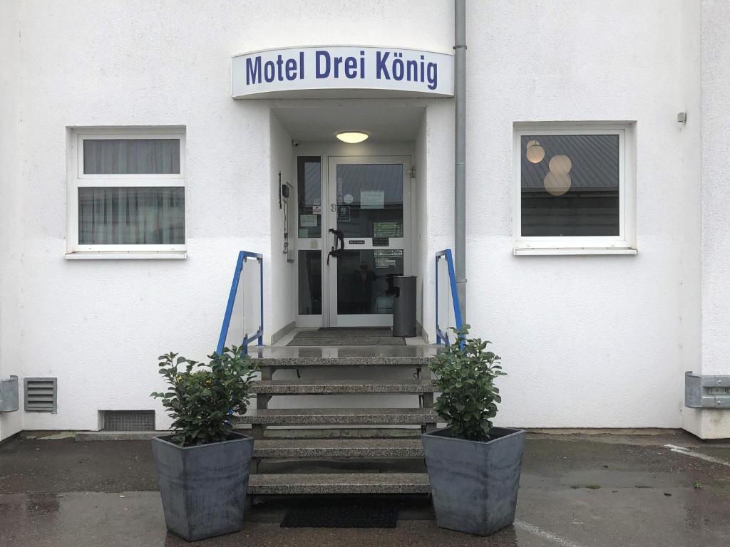 Fotografie z fotogalerie ubytování Motel Drei König- Ihr Transithotel v destinaci Heimsheim