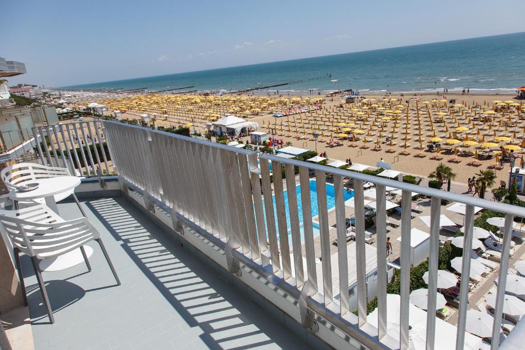 Nespecifikovaný výhled na moře nebo výhled na moře při pohledu z hotelu