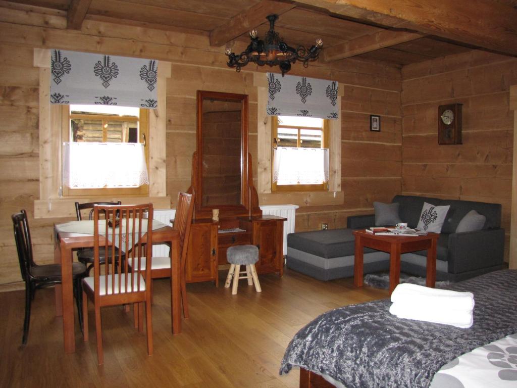 BoBak noclegi - Habitación Cuádruple Con Baño