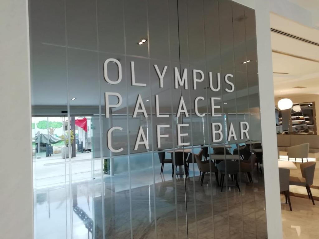 Restaurace v ubytování Hotel Olympus Palace
