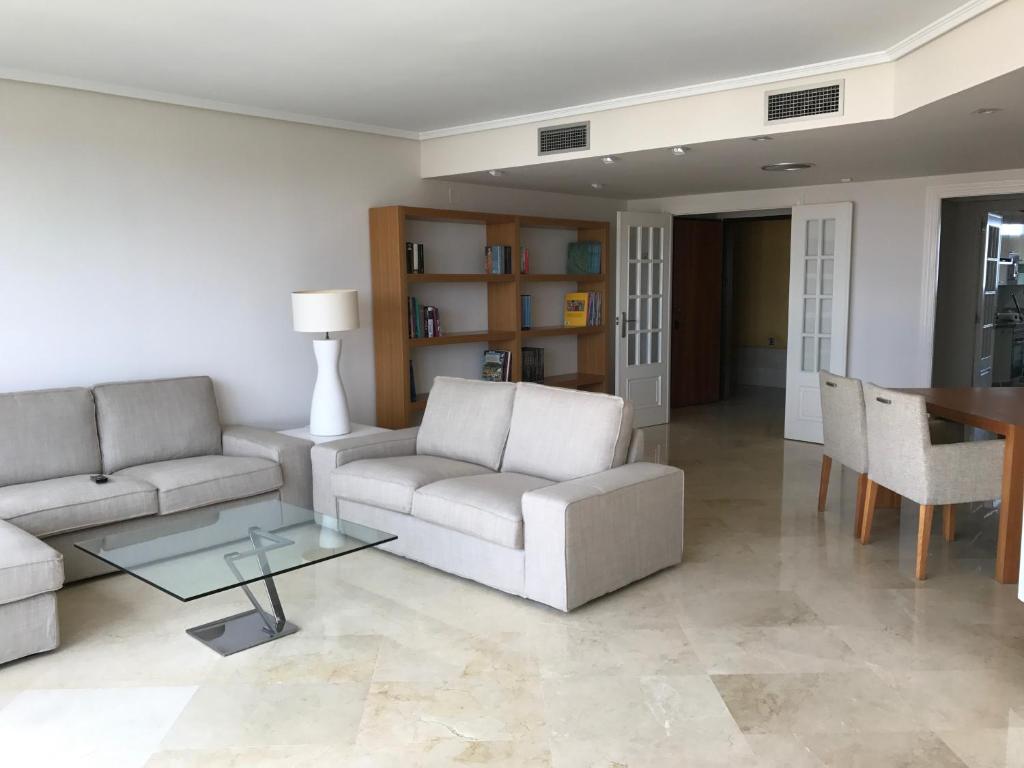 apartamento ciudad de las ciencias, Valencia, Spain - Booking.com