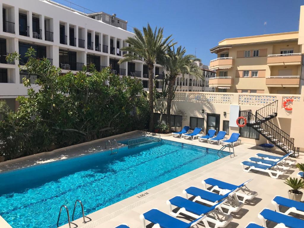 Apartamentos Jovial, San Antonio – Updated 2022 Prices