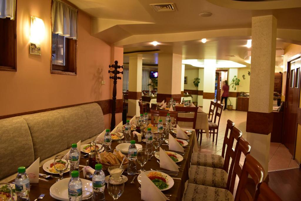 Restaurace v ubytování Family Hotel Bashtina Kashta