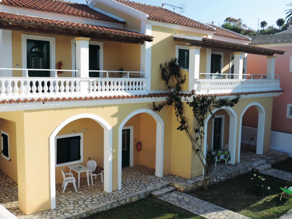 APARTMENTS PELI-MARIA, Agios Stefanos – Updated 2023 Prices
