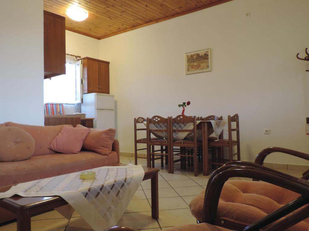 Posezení v ubytování APARTMENTS PELI-MARIA
