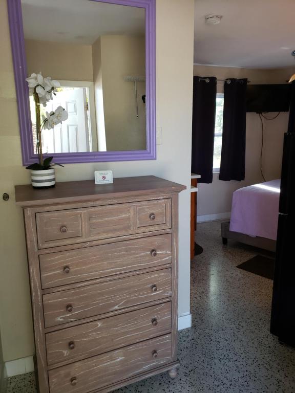 Postel nebo postele na pokoji v ubytování Siesta Motel