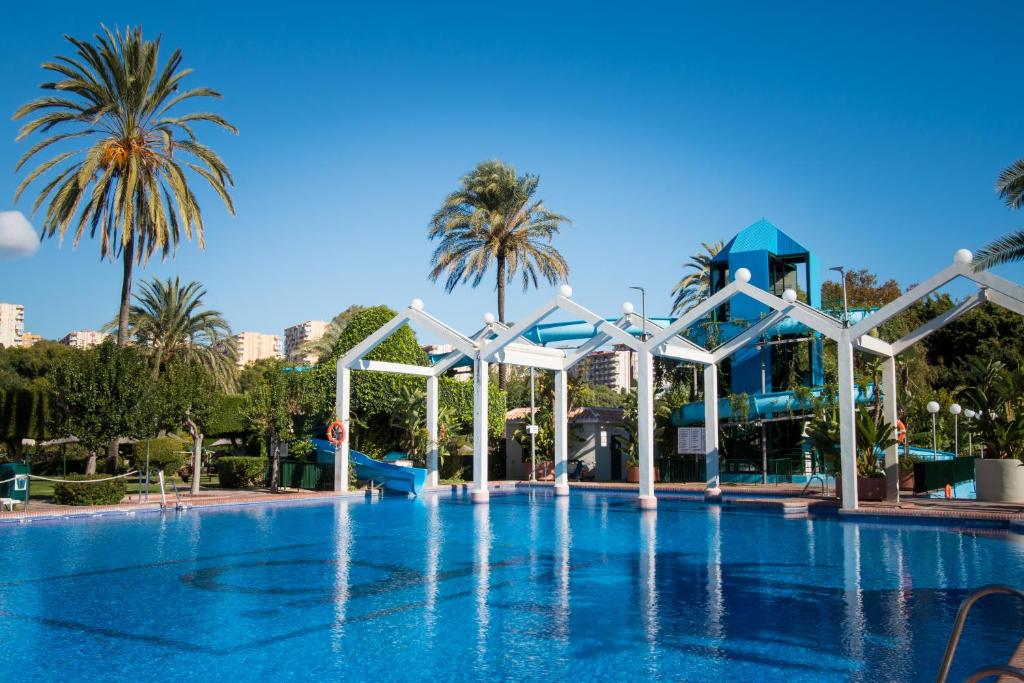 Bazén v ubytovaní Holidays2Benal Beach Terraza Solarium alebo v jeho blízkosti