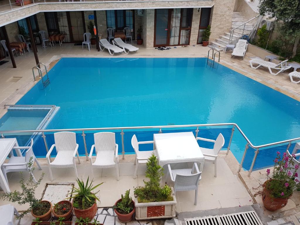 Bazén v ubytování Alida Hotel Pamukkale nebo v jeho okolí