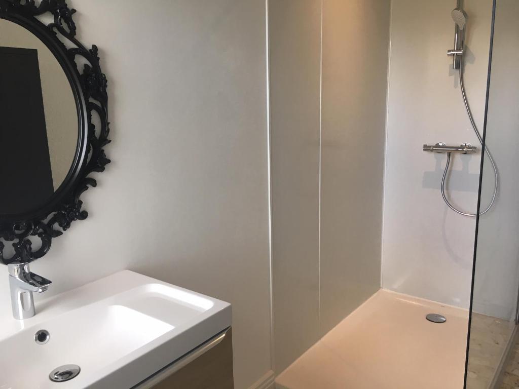 MAISON MIGNARDISE - Cité - 16