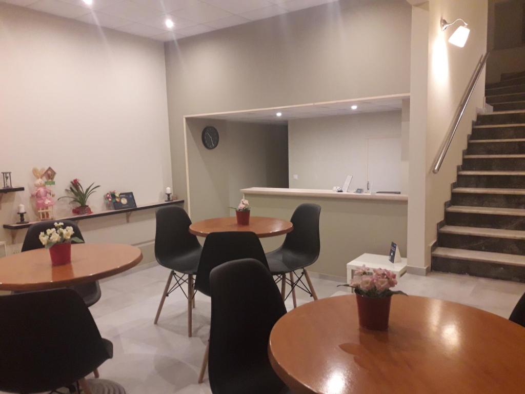 Posezení v ubytování Achillion Hotel Piraeus
