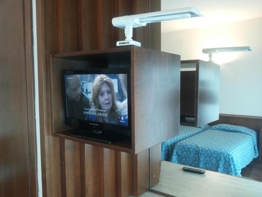 TV a/nebo společenská místnost v ubytování Grand Hotel Golf