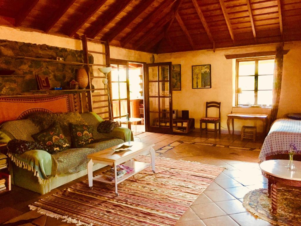 Фото Farmhouse with animals