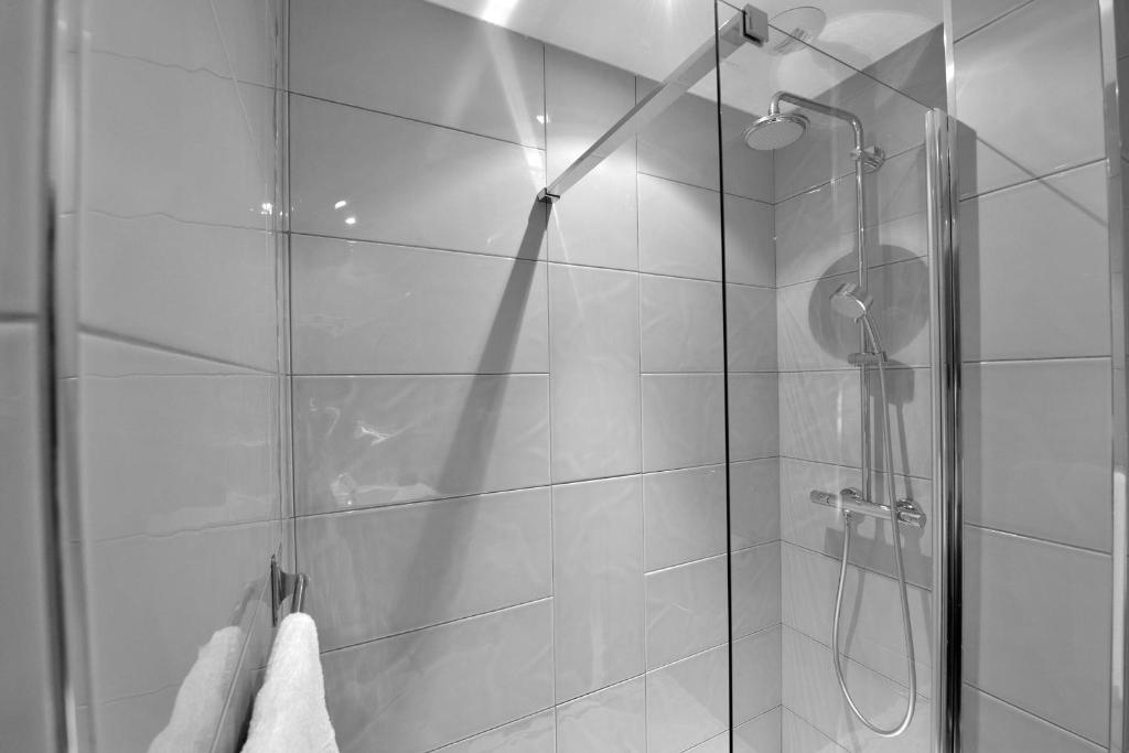 Hotel La Villa Nice Victor Hugo - Resim 42