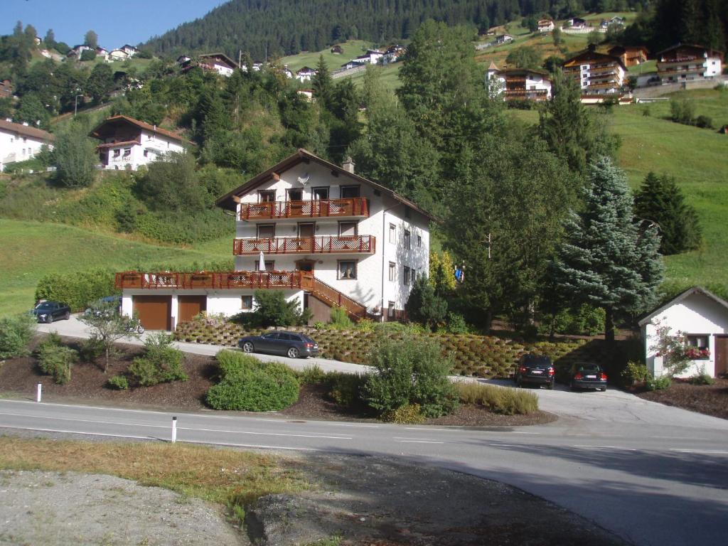 Fotografia z galérie ubytovania Landhaus Maria-Luise v destinácii Kappl
