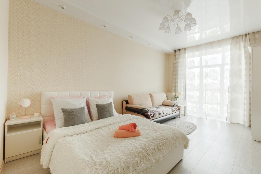 Apartment on Oktyabrskiy prospect - отзывы и видео