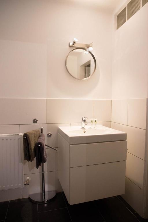 A bathroom at Judengasse