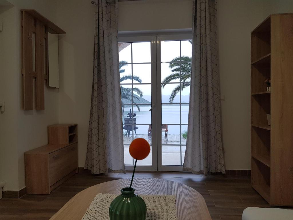 Postel nebo postele na pokoji v ubytování Apartments Damić