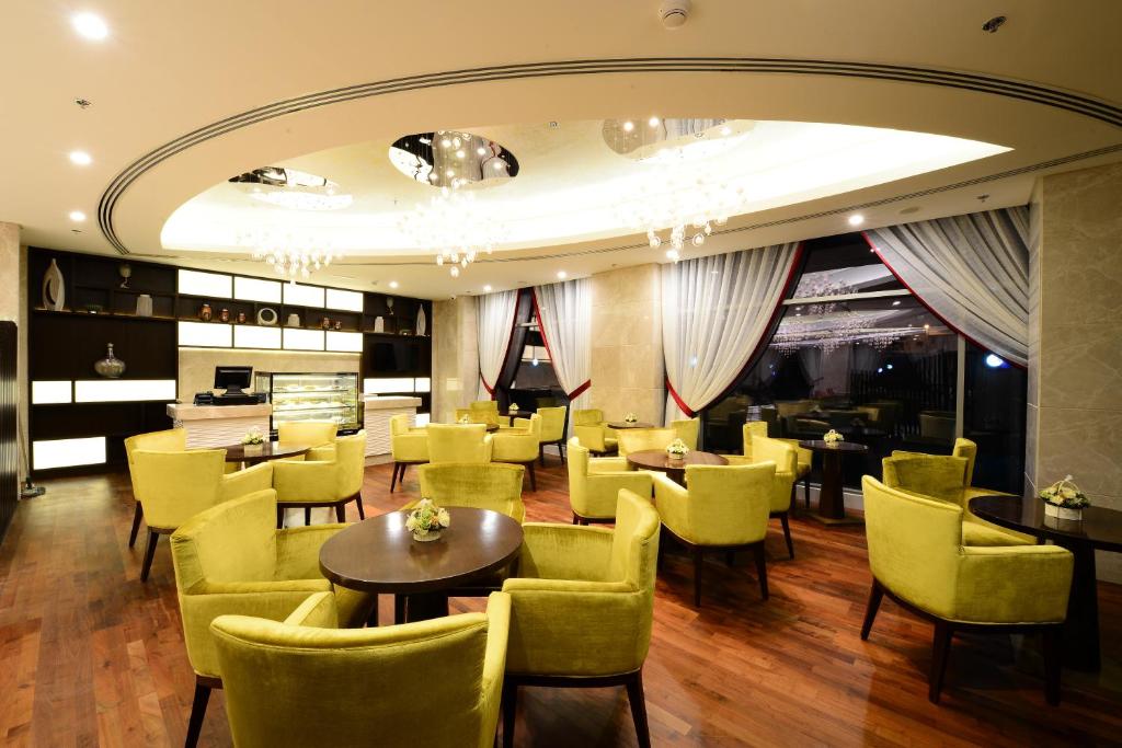 Posezení v ubytování Landmark Premier Hotel