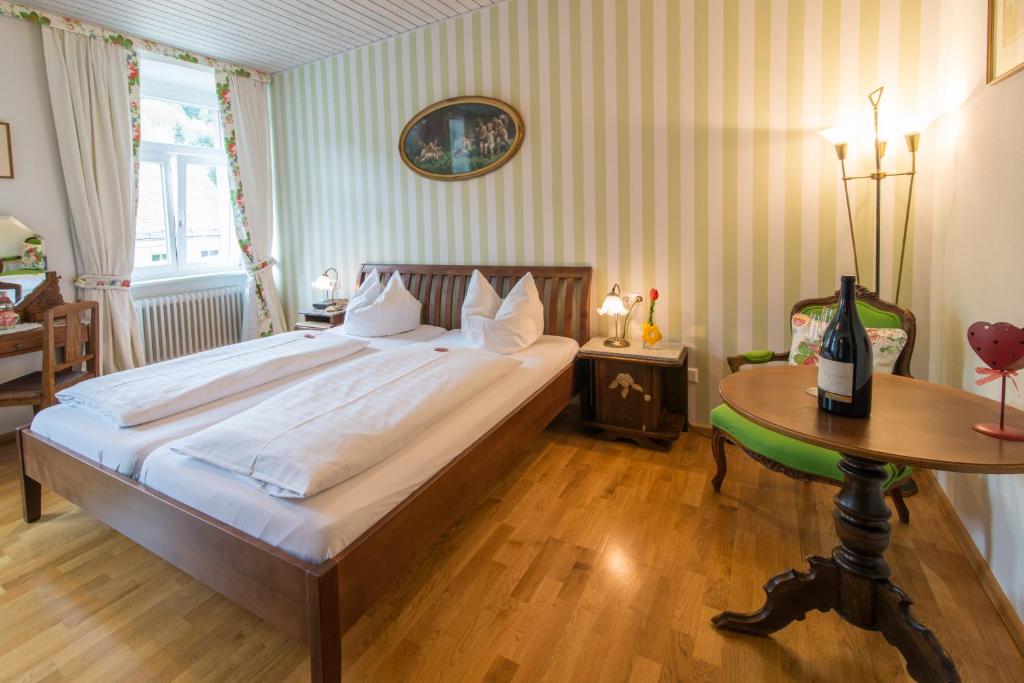 Goldener Adler Oberried - Hotel & Appartements - Comfort Double Room B