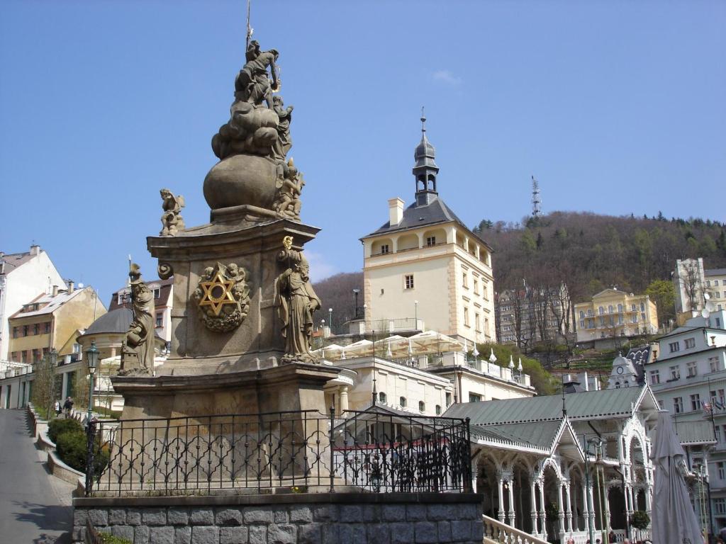 Zlatý Sloup - Resim 42