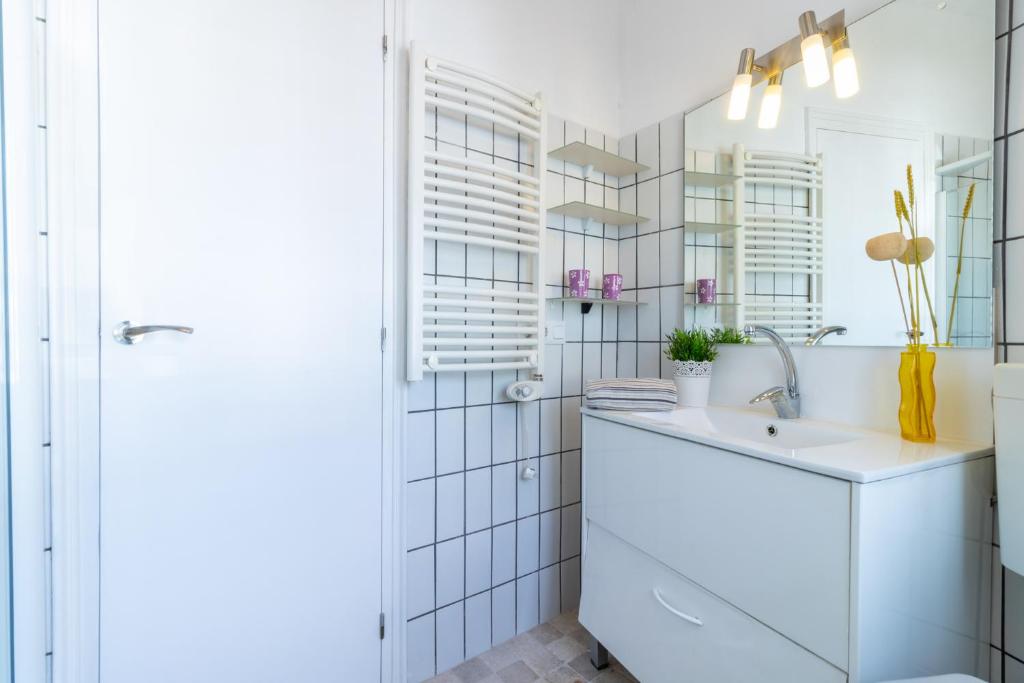 Fotografia z galérie ubytovania Goldhome - Montgri - Piscina climatizada v destinácii Empuriabrava