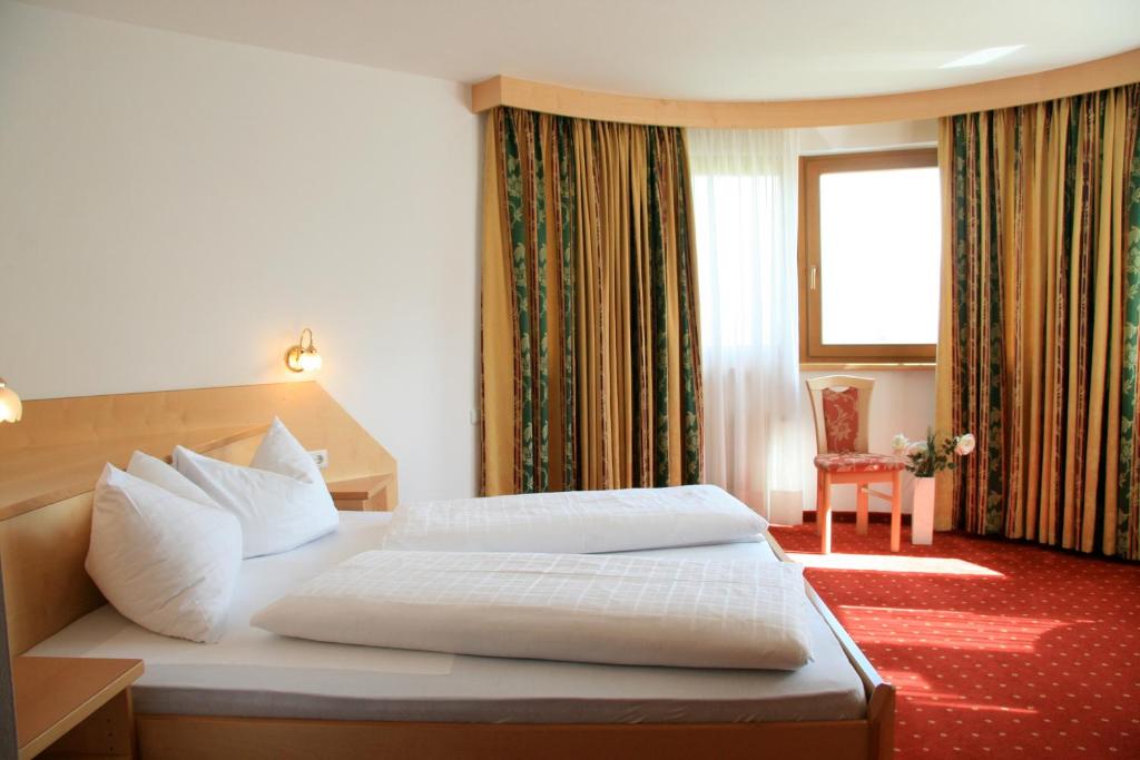 Postel nebo postele na pokoji v ubytování Bed & Breakfast Untermüllerhof