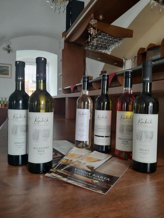 Nápoje v ubytování Hotel Jestřábí