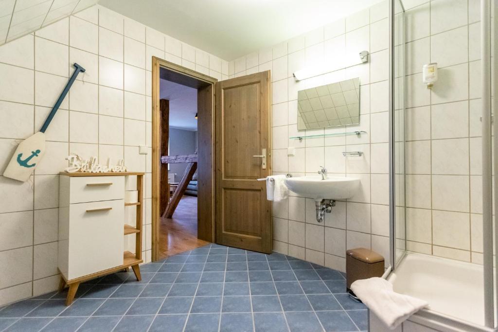 Koupelna v ubytování Gasthof Obere Mühle