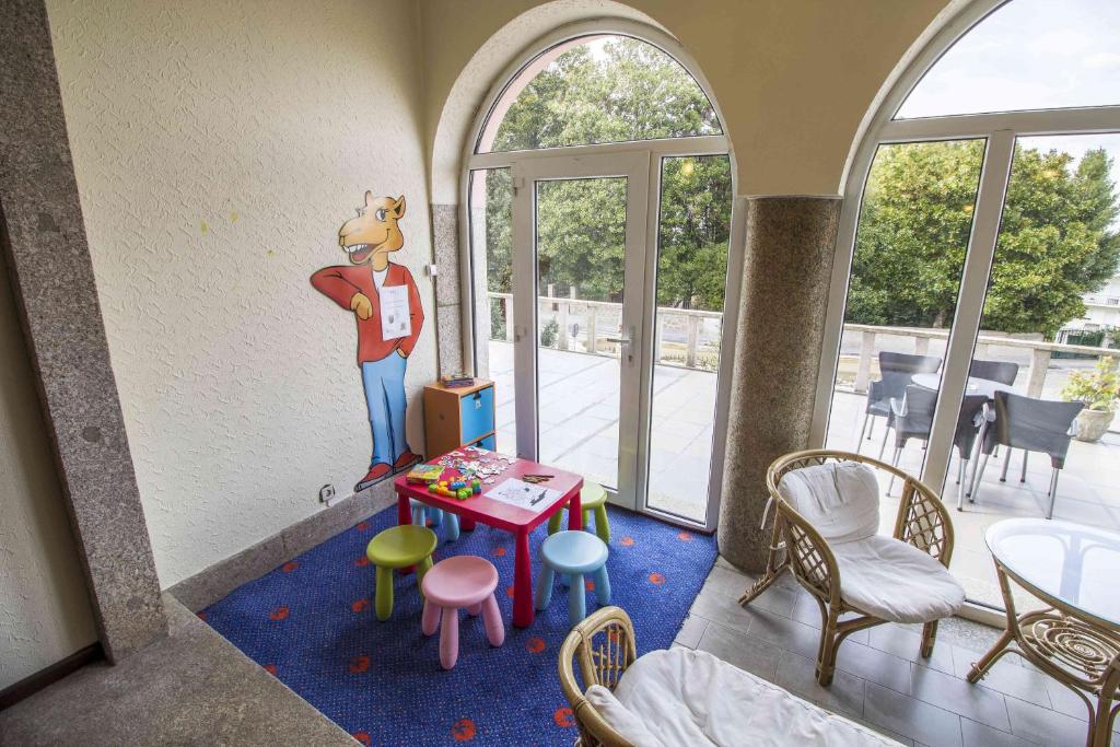 Uma varanda ou terrao em Hotel Eurosol Gouveia