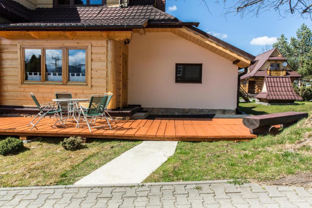 Budova, v ktorej sa apartmán nachádza