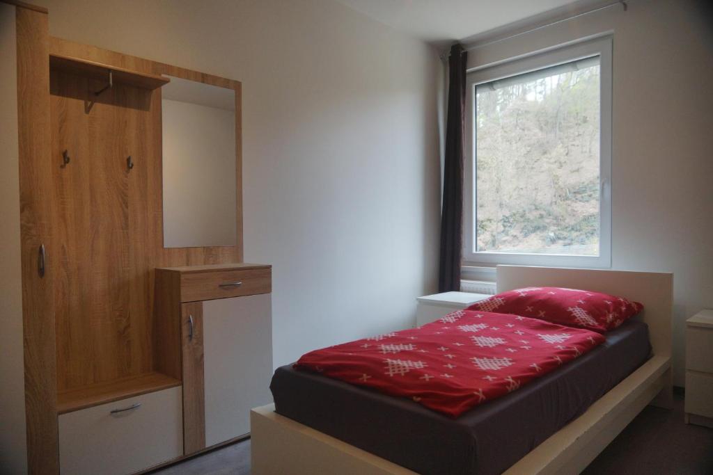 Bahnhof Grenzau - Habitación Individual Con Baño
