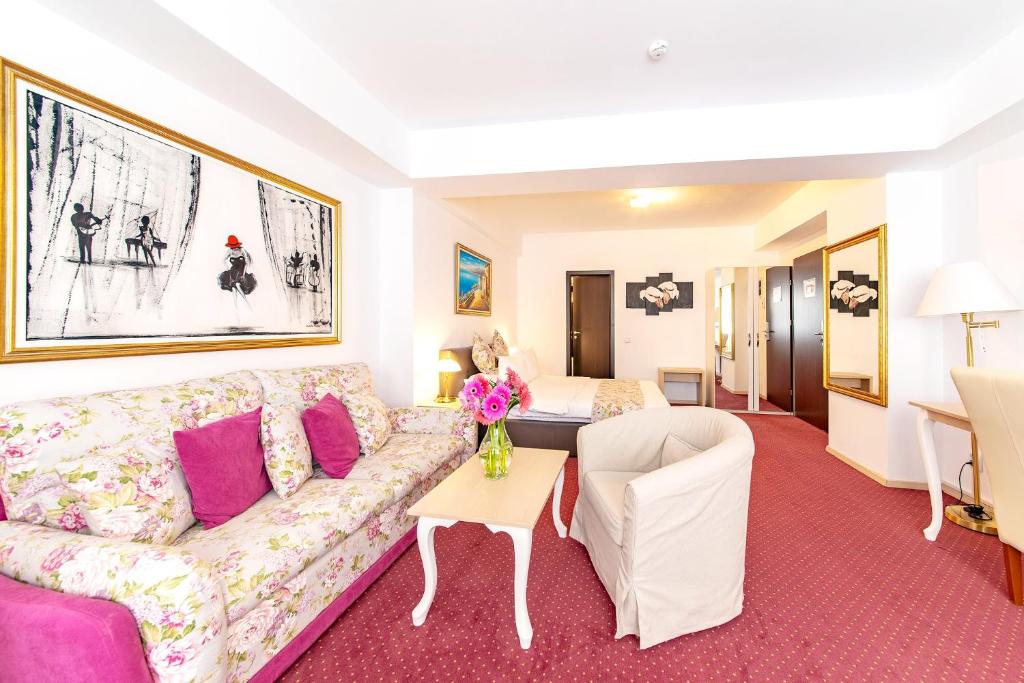 Bucur Accommodation - Resim 12