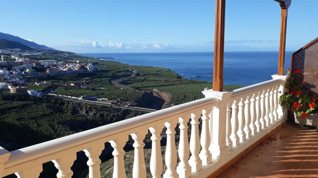 Apartment Complejo Geranios, Tazacorte, Spain - Booking.com