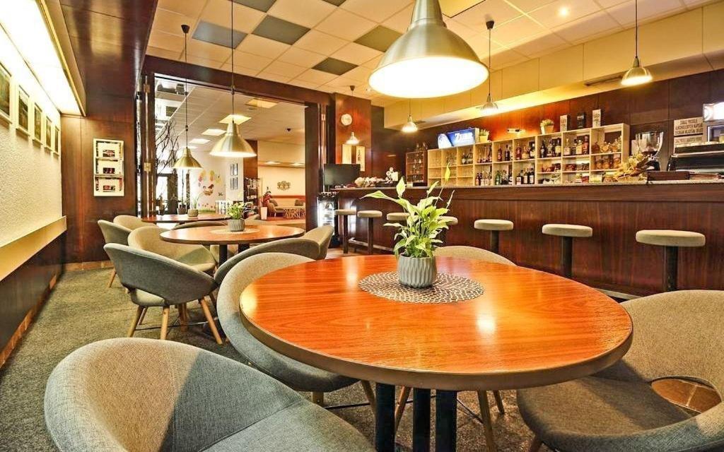 Restaurace v ubytování Hotel Adamantino