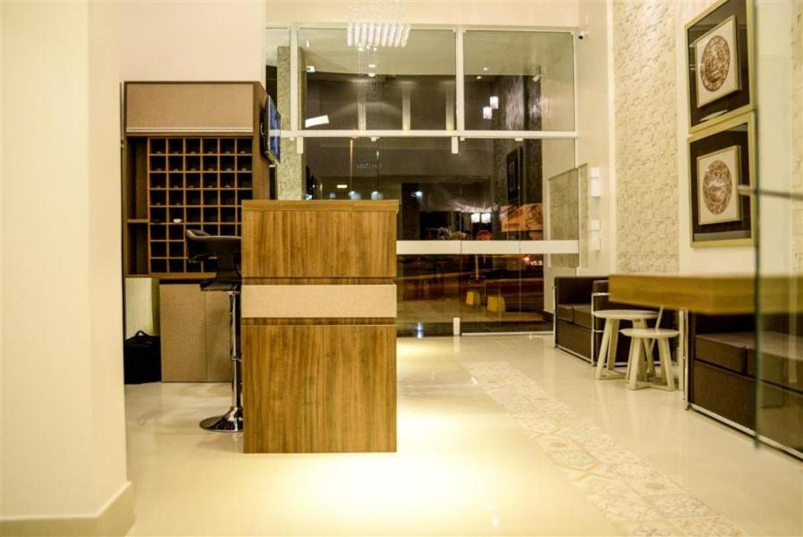  Grand Café Hotel