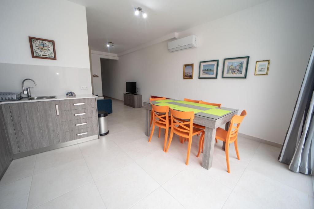Island Break Residence - Apartamento De Tres Habitaciones