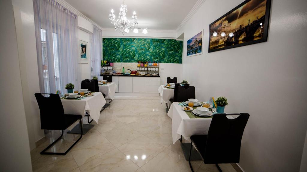 Posedenie v ubytovaní St. Peter Area Luxury Suites