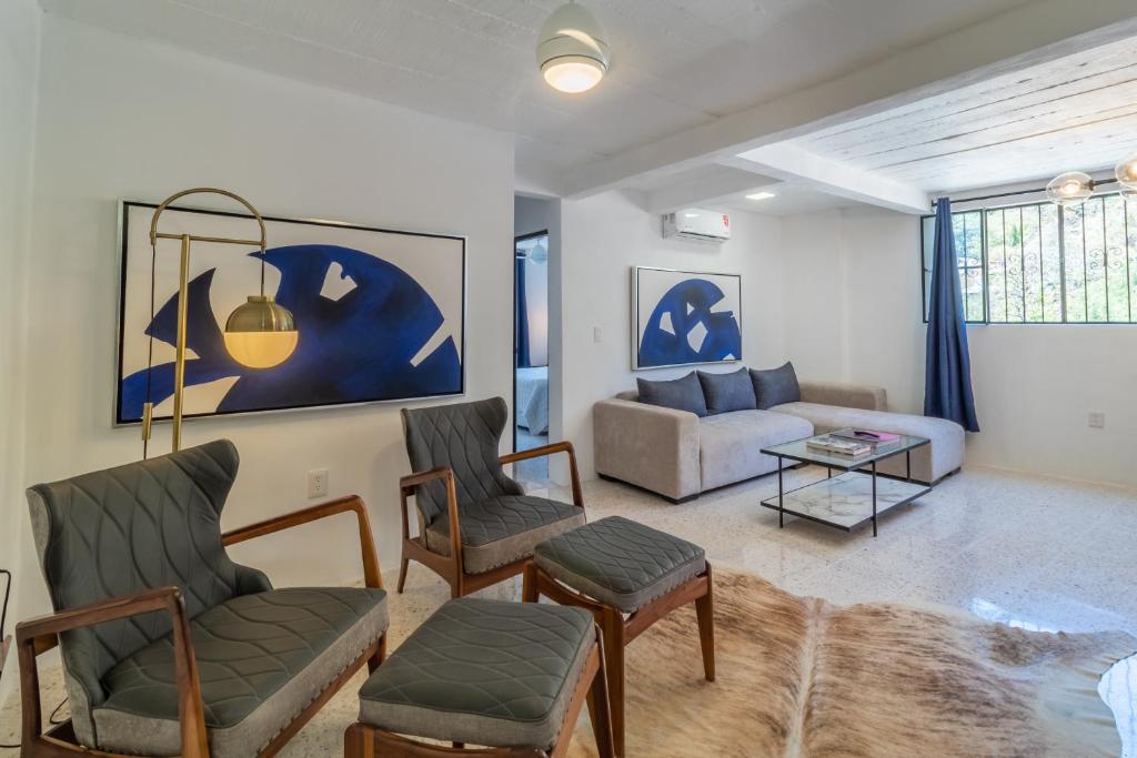 Cuale - Appartement Met Balkon