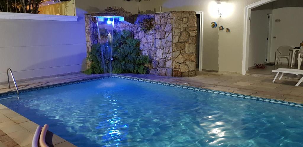  Casa Inteira Balneário Praia de Pernambuco Guarujá
