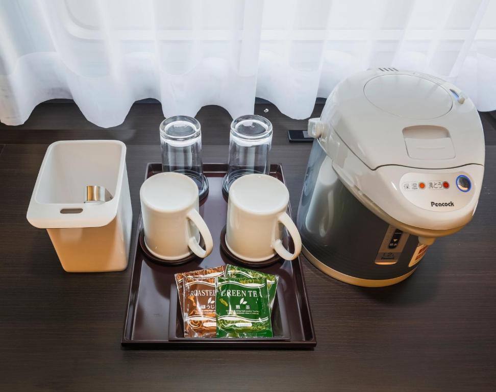 Принадлежности для чая и кофе в KKR Hotel Osaka