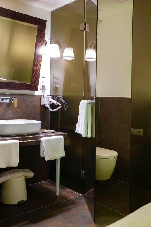 Koupelna v ubytování 4Rooms 4U