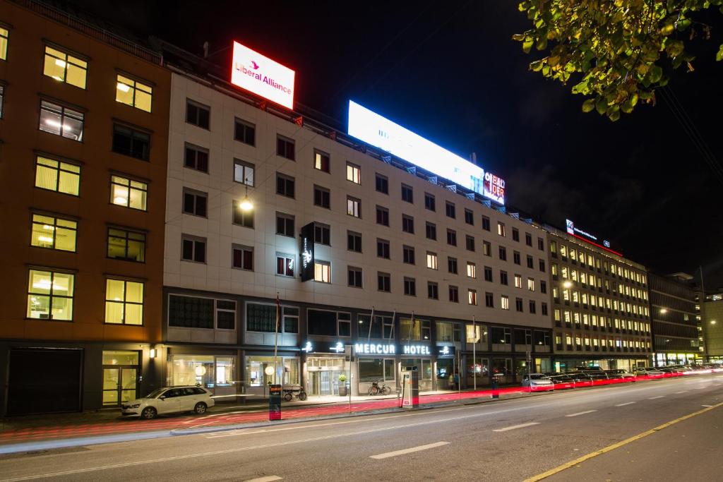 O edifício onde o hotel está situado