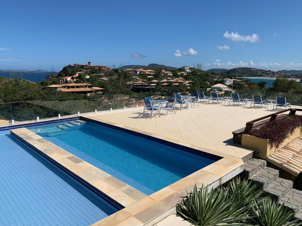  Praia da Ferradurinha Guest House